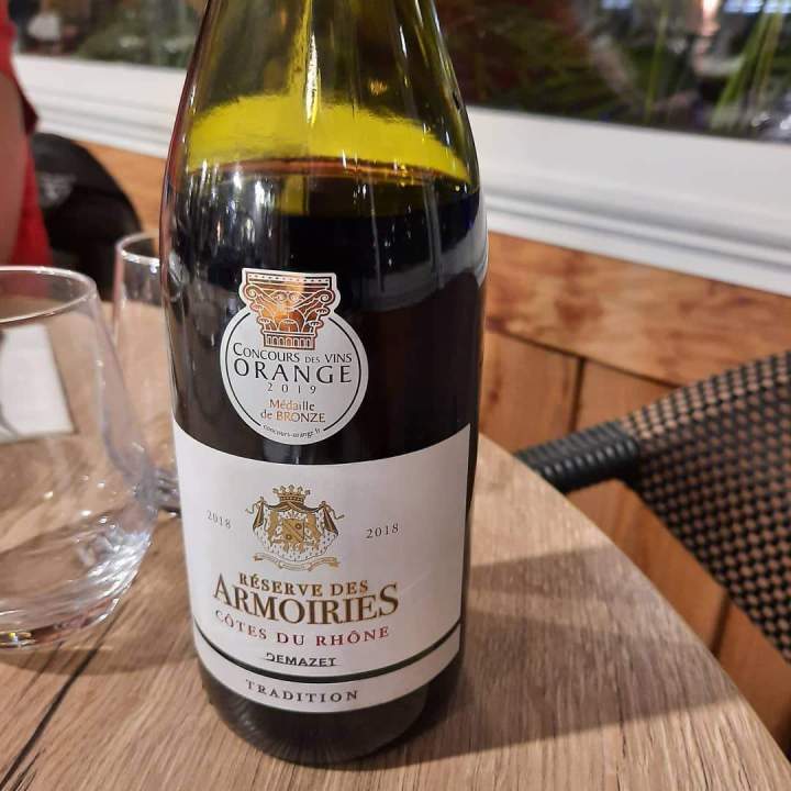 Ambiance festive pour vos soirées mémorables.